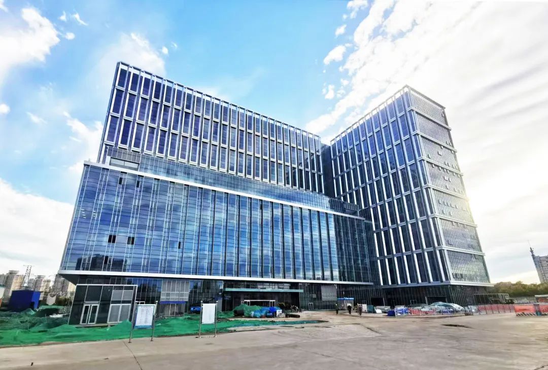 太陽宮科技文化創業大廈項目順利通過竣工驗收